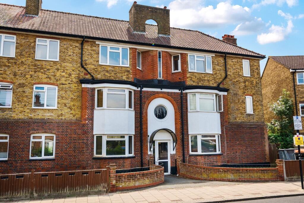 Main image of property: Brathway Road, Southfields, London, SW18