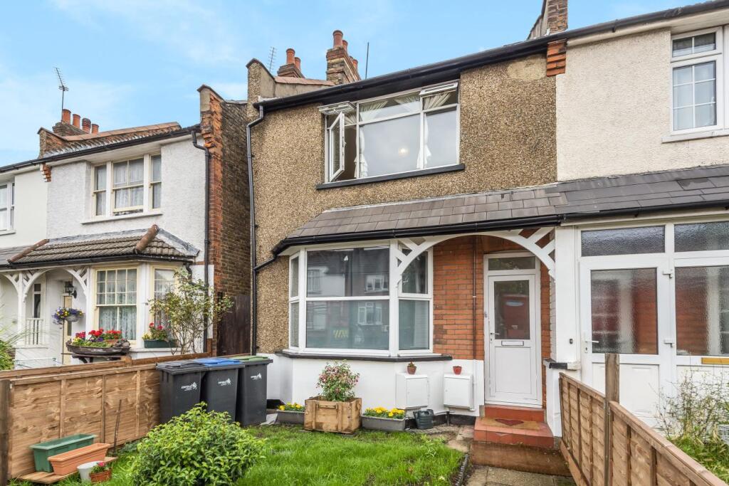 Main image of property: Chase Side, Southgate, London, N14