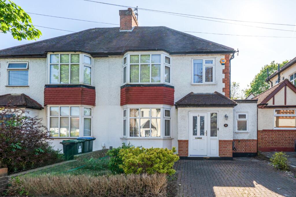 Main image of property: De Bohun Avenue, Southgate, London, N14