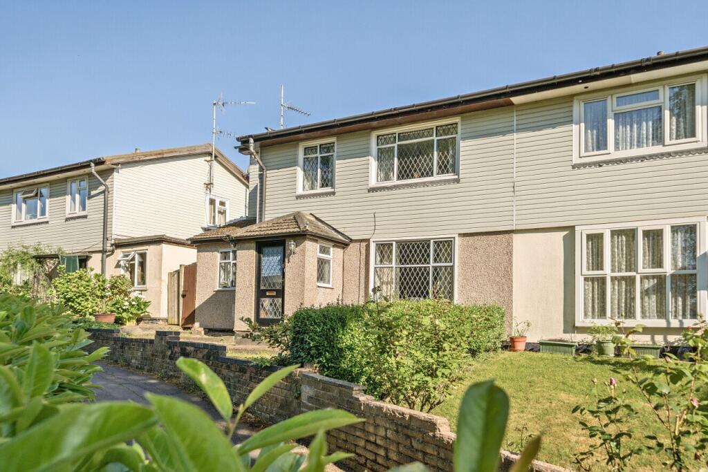 Main image of property: Lonsdale Drive, Oakwood, London, EN2