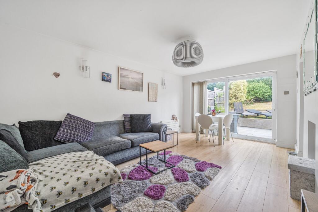 Main image of property: Vernon Crescent, Barnet, Hertfordshire, EN4