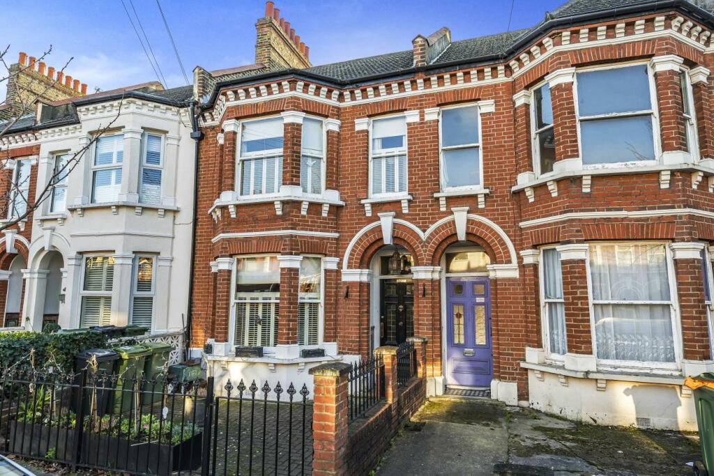3 bedroom terraced house for sale in Pathfield Road, Streatham, SW16