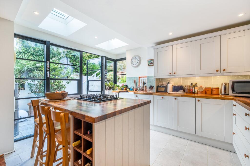 Main image of property: Wellfield Road, Streatham, London, SW16