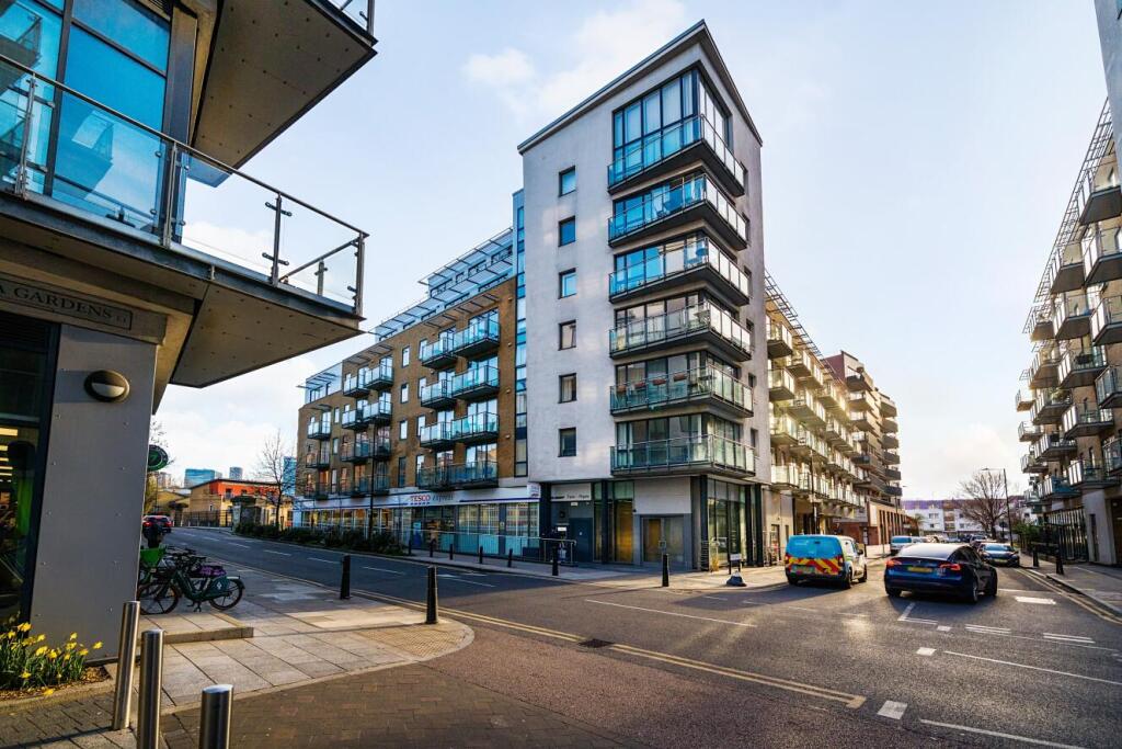 Main image of property: Yeo Street, Bow Common, London, E3