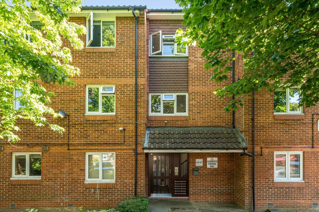 Main image of property: Stevenson Crescent, London, SE16