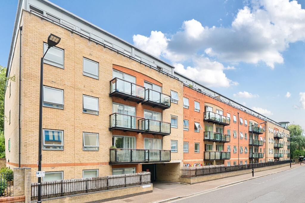 Main image of property: 620 Rotherhithe Street, Surrey Quays, London, SE16