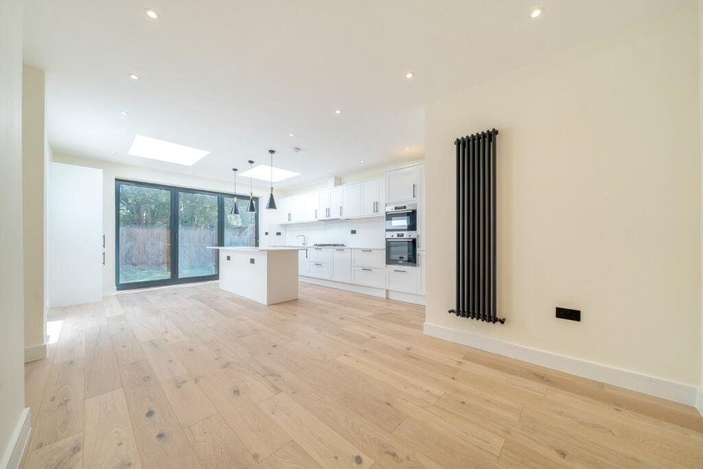 Main image of property: Seely Road, London, SW17