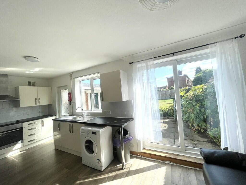 Additional property image - Cambridge Road, Canterbury