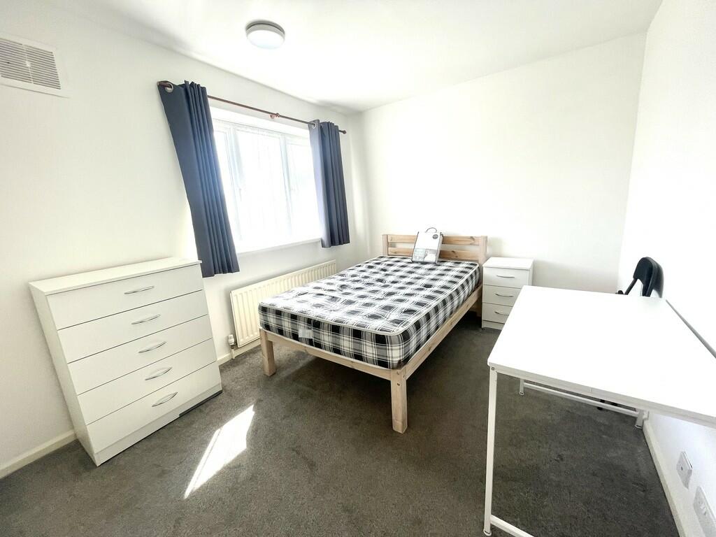 Additional property image - Cambridge Road, Canterbury
