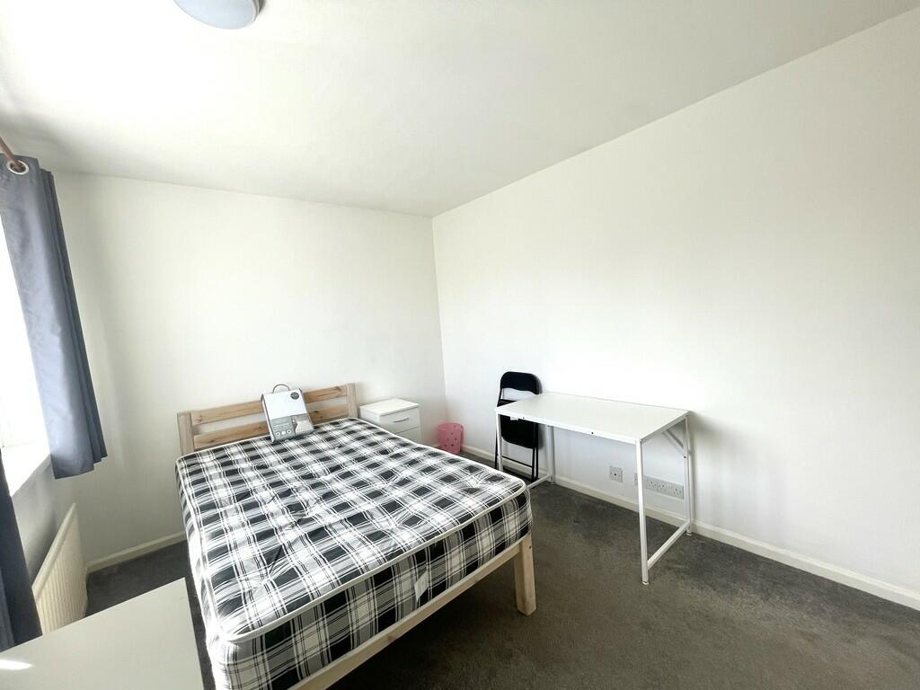 Additional property image - Cambridge Road, Canterbury