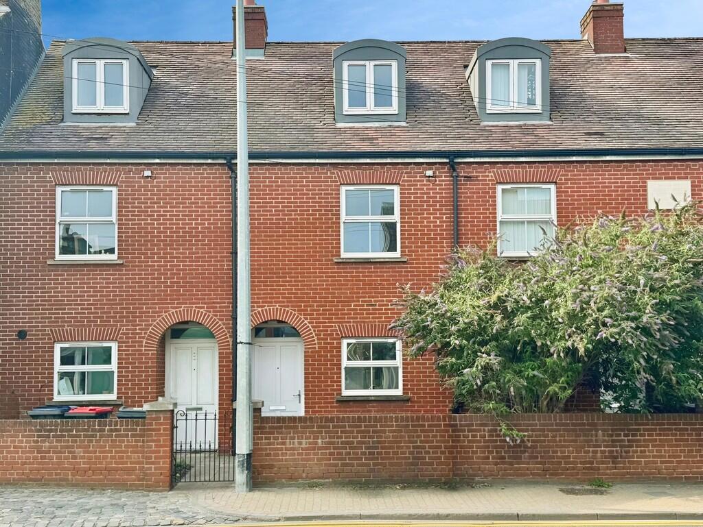 Main image of property: Wincheap, Canterbury