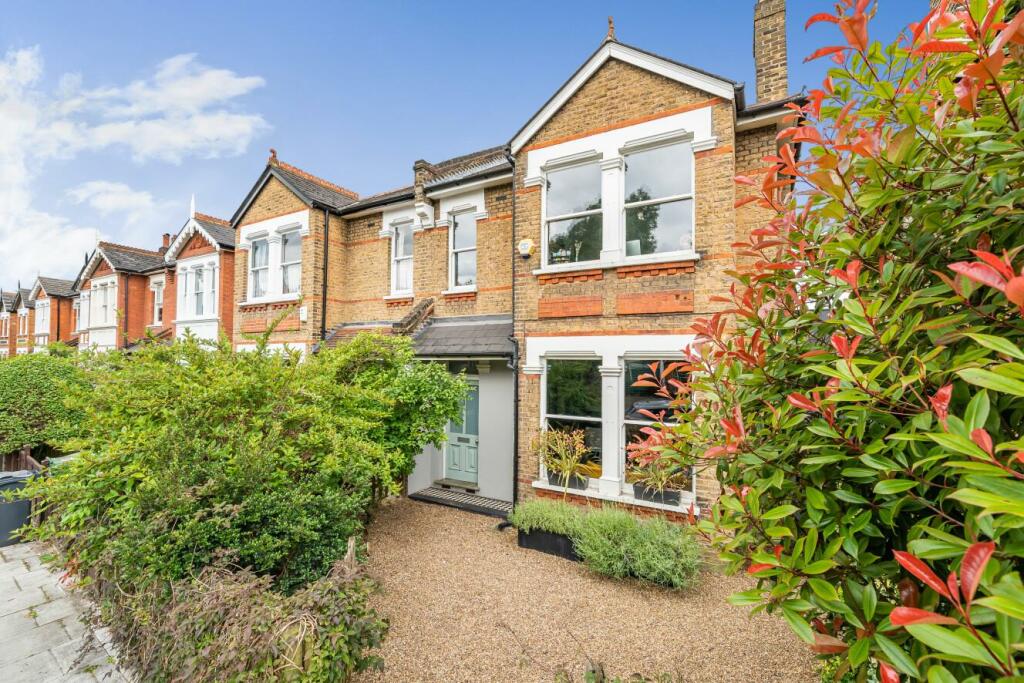 4 bedroom semidetached house for sale in South Croxted Road, West