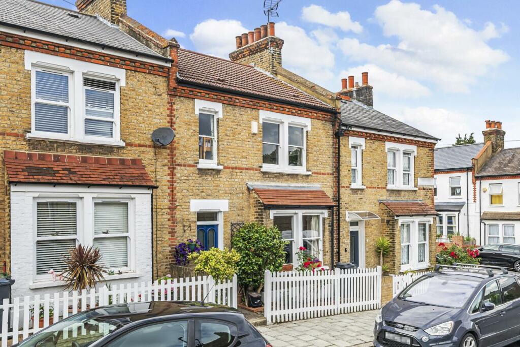3 bedroom terraced house for sale in Tivoli Road, West Norwood, SE27