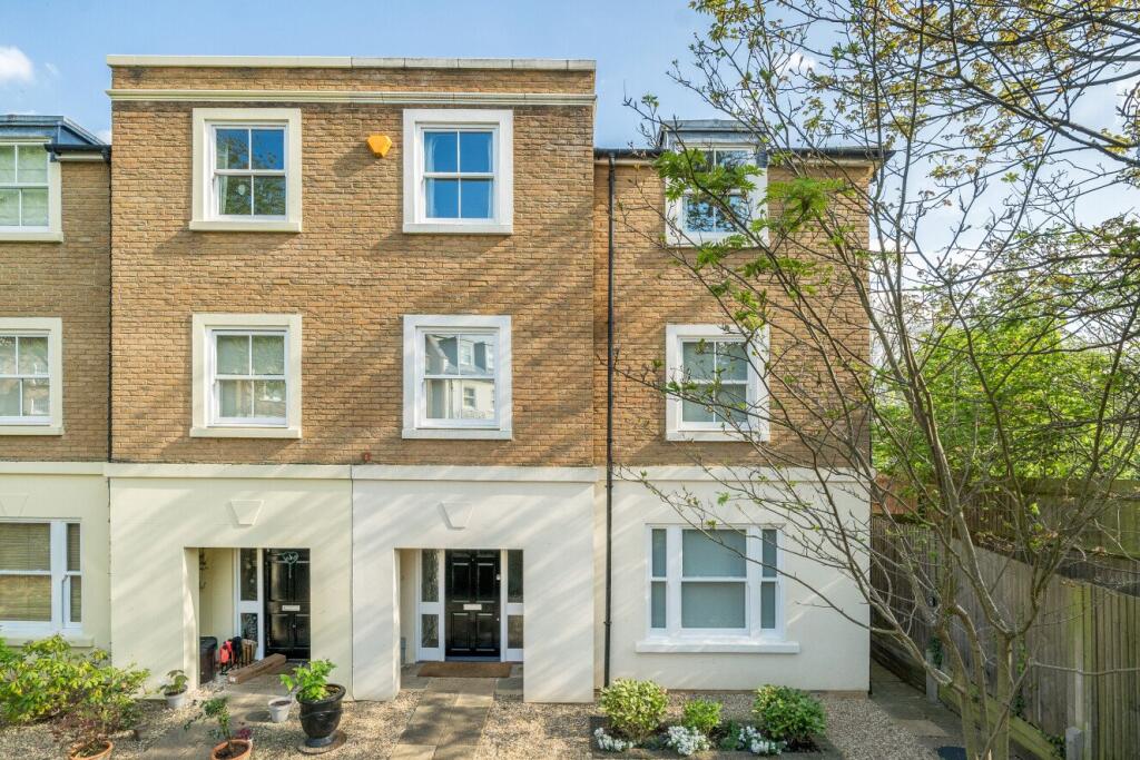 Main image of property: Pagoda Grove, Norwood, London, SE27