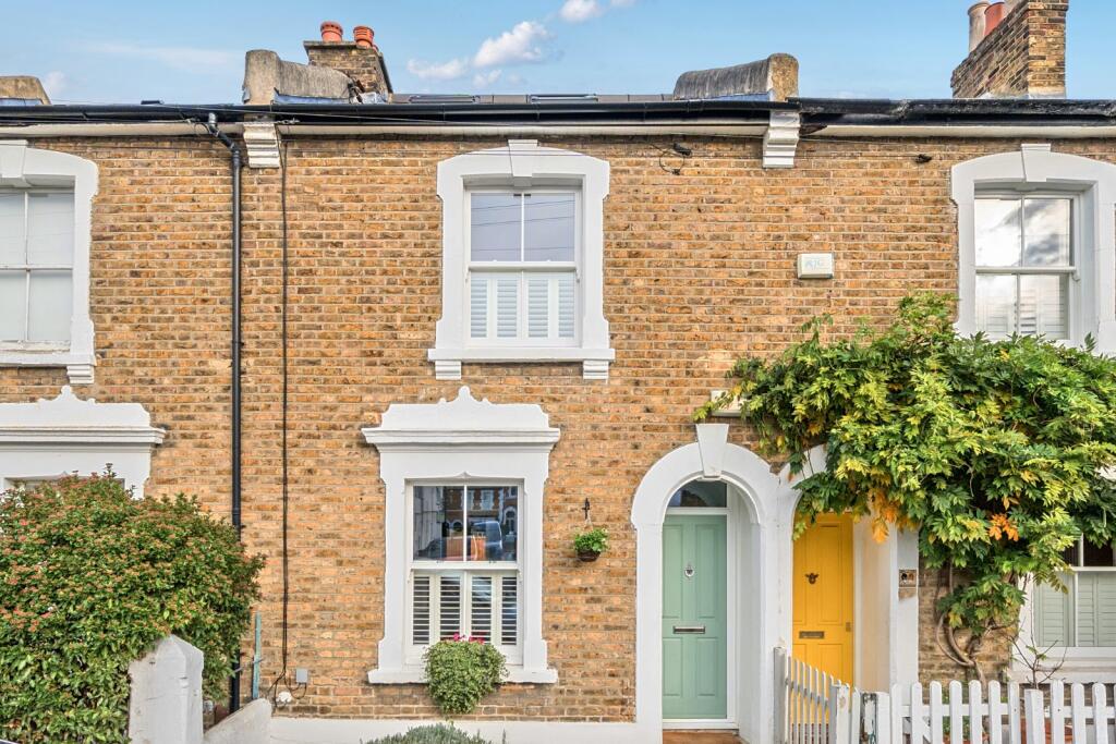 Main image of property: Chalford Road, West Dulwich, London, SE21