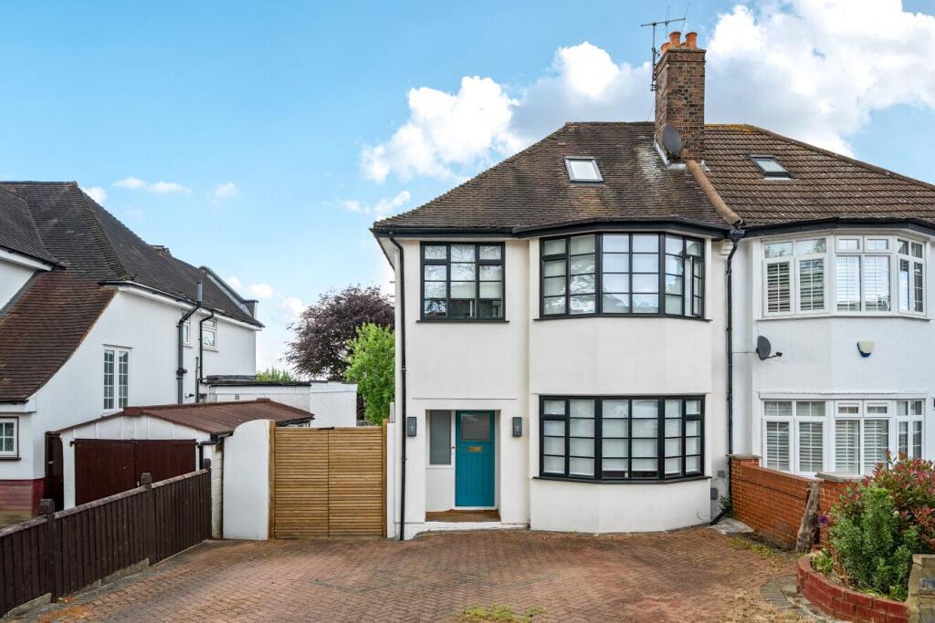 Main image of property: Bewlys Road, West Norwood, London, SE27