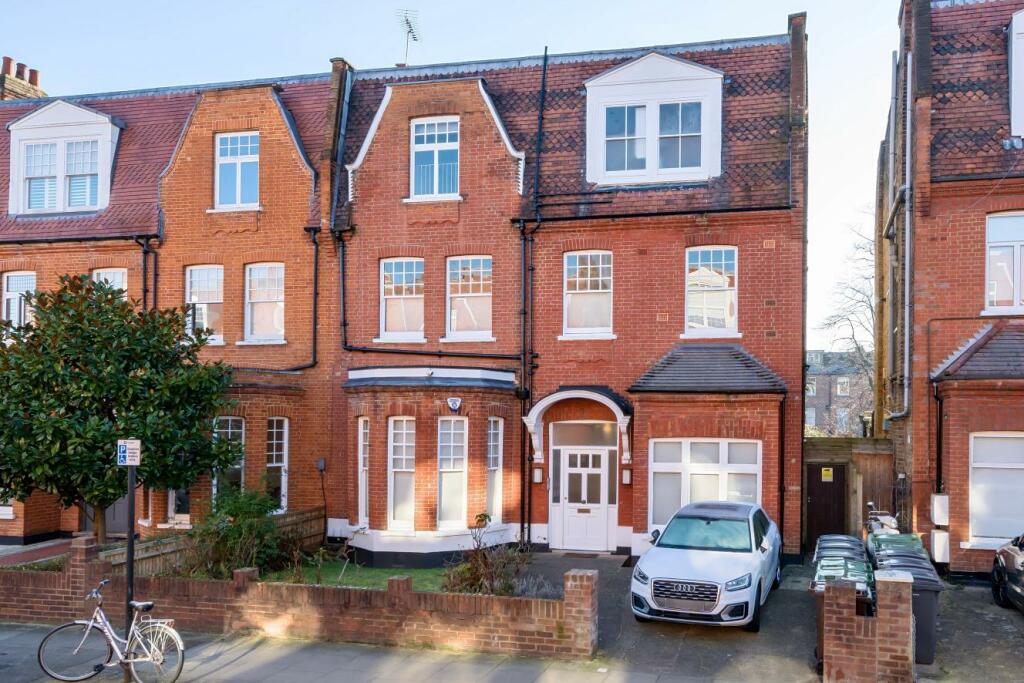 2 bedroom flat for sale in Aberdare Gardens, South Hampstead, NW6