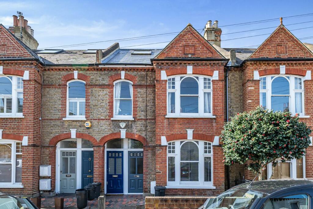 2 bedroom flat for sale in Felsham Road, Putney, SW15