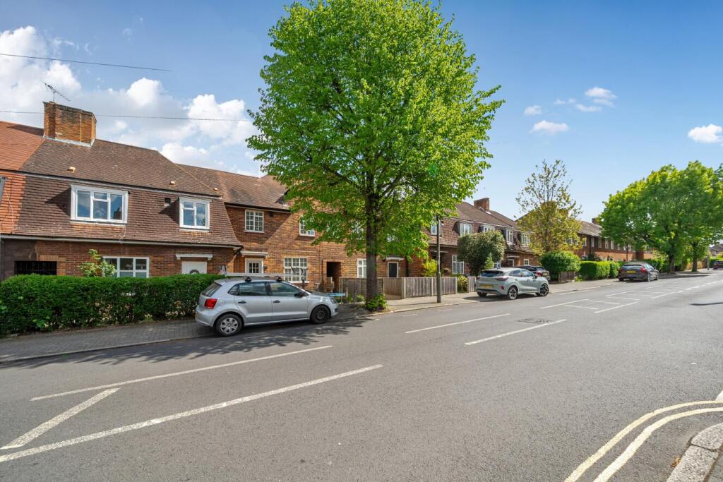 Main image of property: Dover House Road, Putney, London, SW15