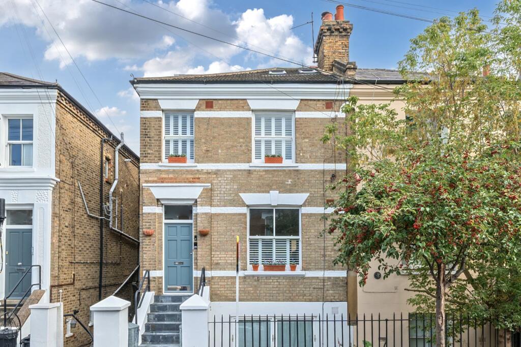 Main image of property: Stanbridge Road, Putney, London, SW15