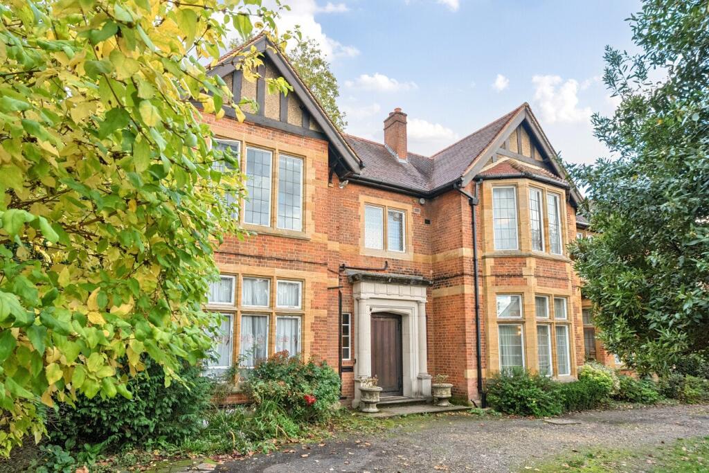 Main image of property: Woodborough Road, Putney, London, SW15