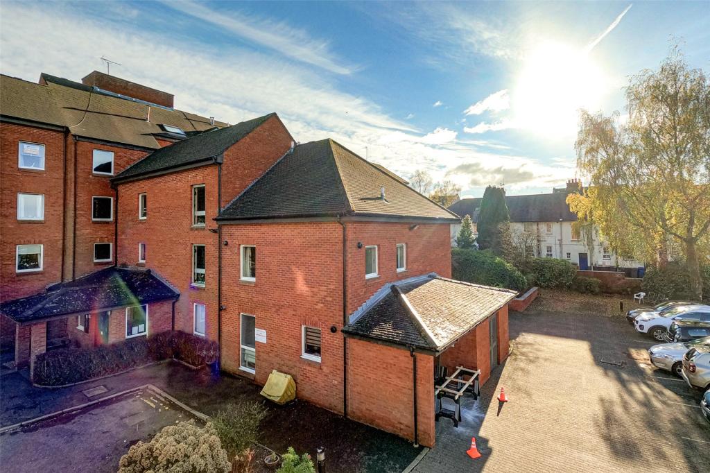 1 Bedroom Apartment For Sale In Strathblane Road Milngavie Glasgow G62