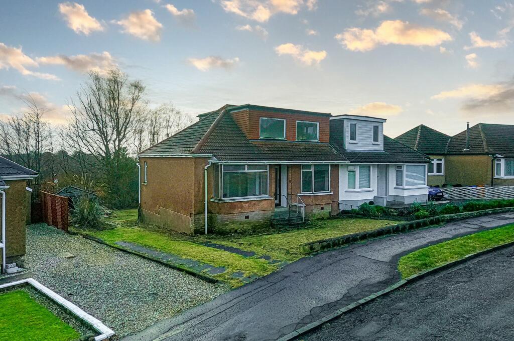 3 bedroom semidetached house for sale in Middleton Drive, Milngavie, G62