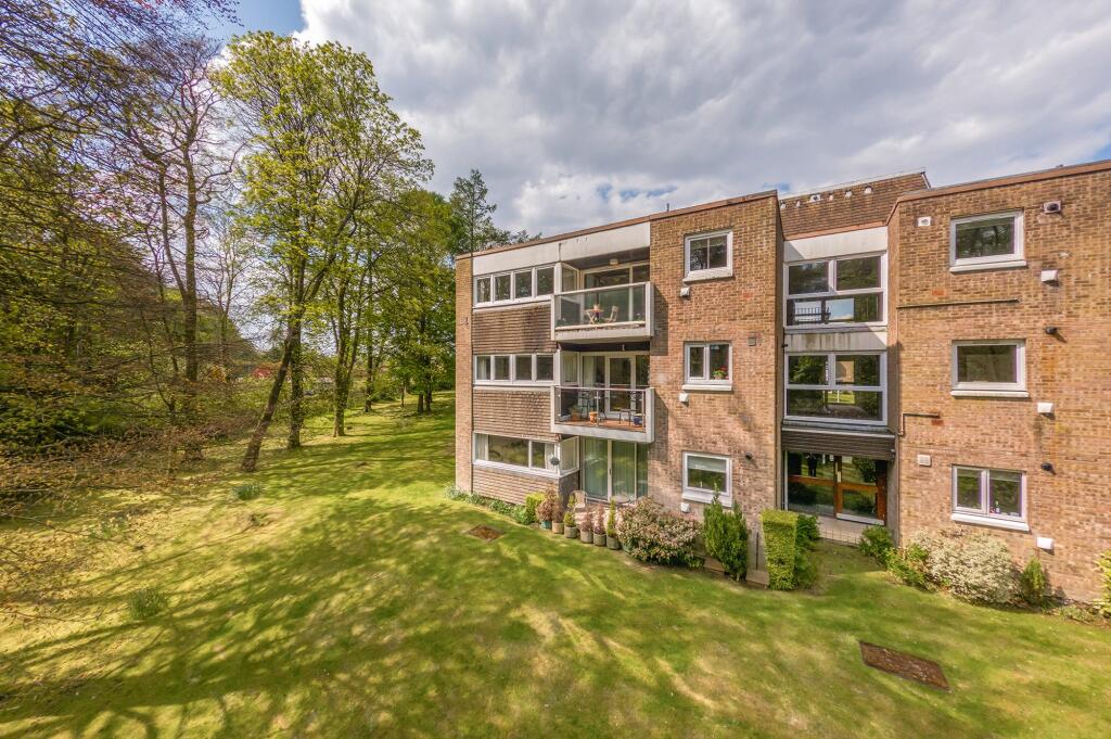 3 bedroom apartment for sale in Canniesburn Road, Bearsden, G61