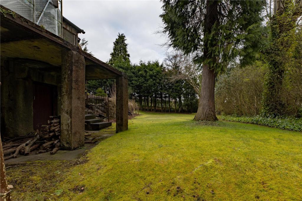 4 bedroom detached house for sale in Manse Road, Bearsden, Glasgow, G61