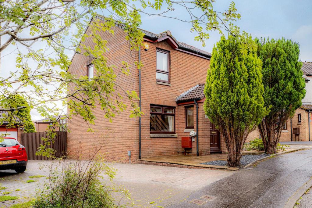 2 bedroom semidetached house for sale in Garvel Place, Milngavie