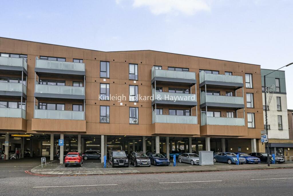 Additional property image - Glebe Way, West Wickham