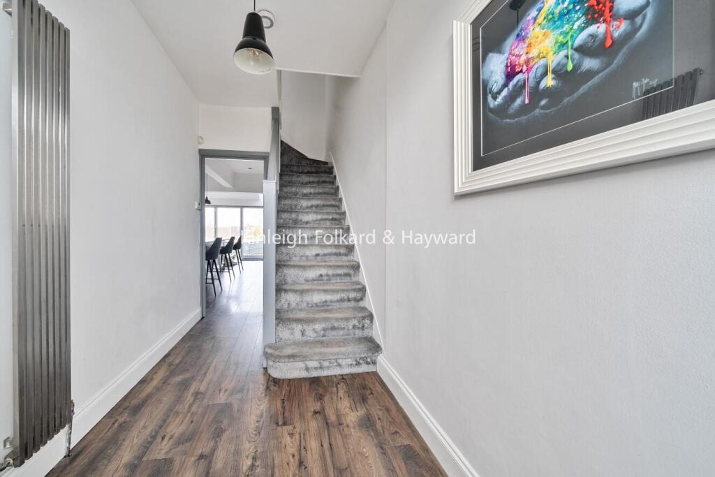Additional property image - Pickhurst Rise, West Wickham