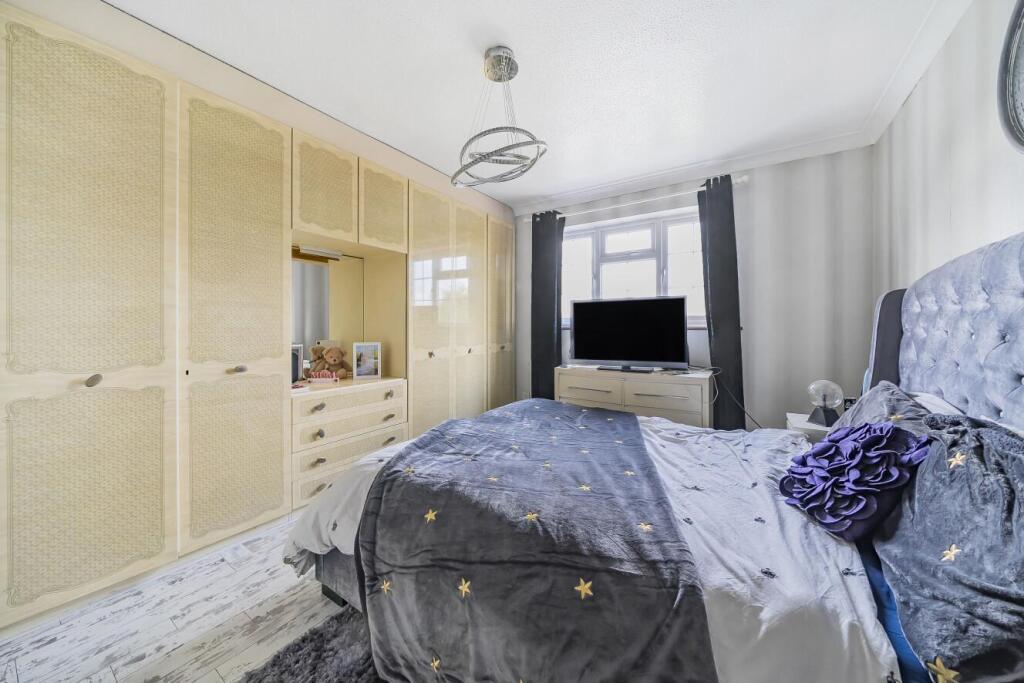 Additional property image - Gwynne Avenue, Shirley