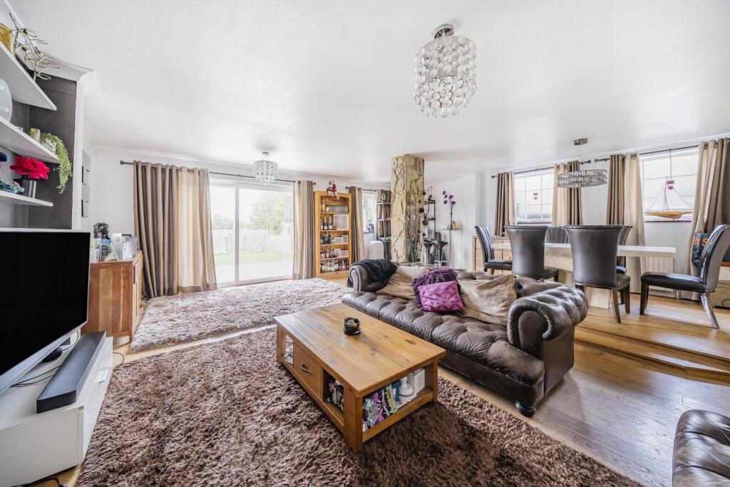 Additional property image - Gwynne Avenue, Shirley