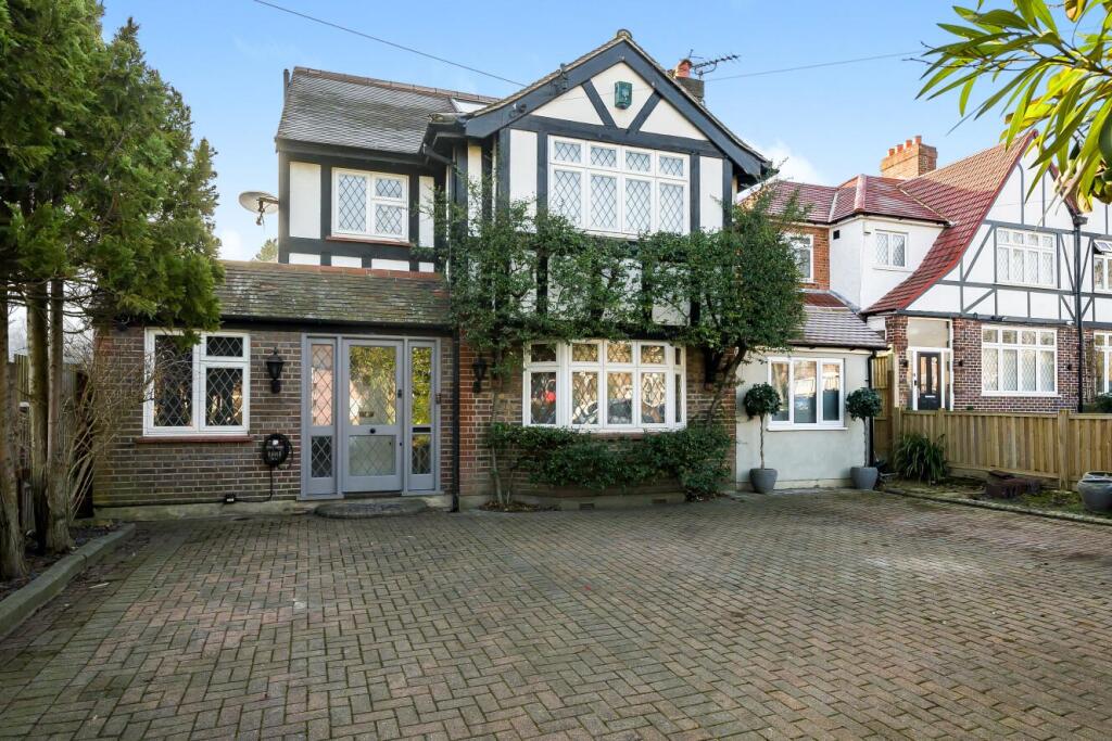 Additional property image - Wickham Road, Shirley