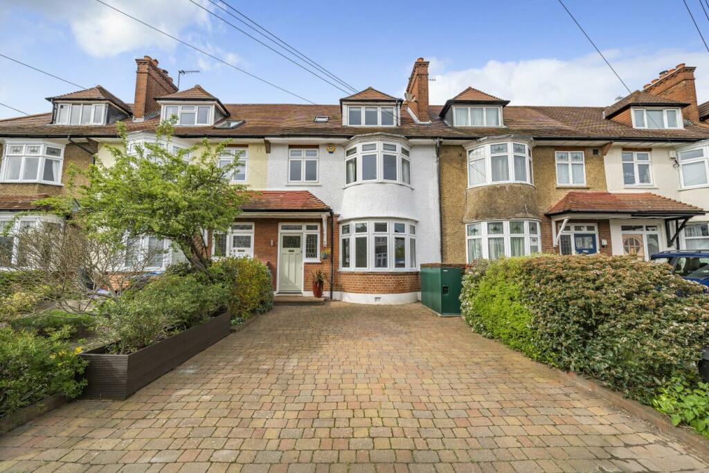 4 bedroom terraced house for sale in Charminster Avenue, Merton Park, SW19