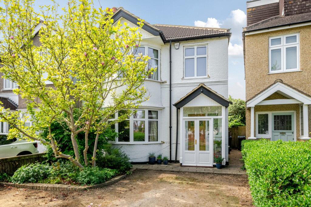 Main image of property: Circle Gardens, Merton Park, London, SW19