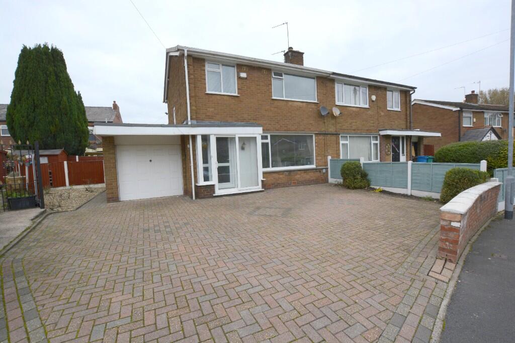 Main image of property: Underwood Close,Abbey Hey, Greater Manchester, M18