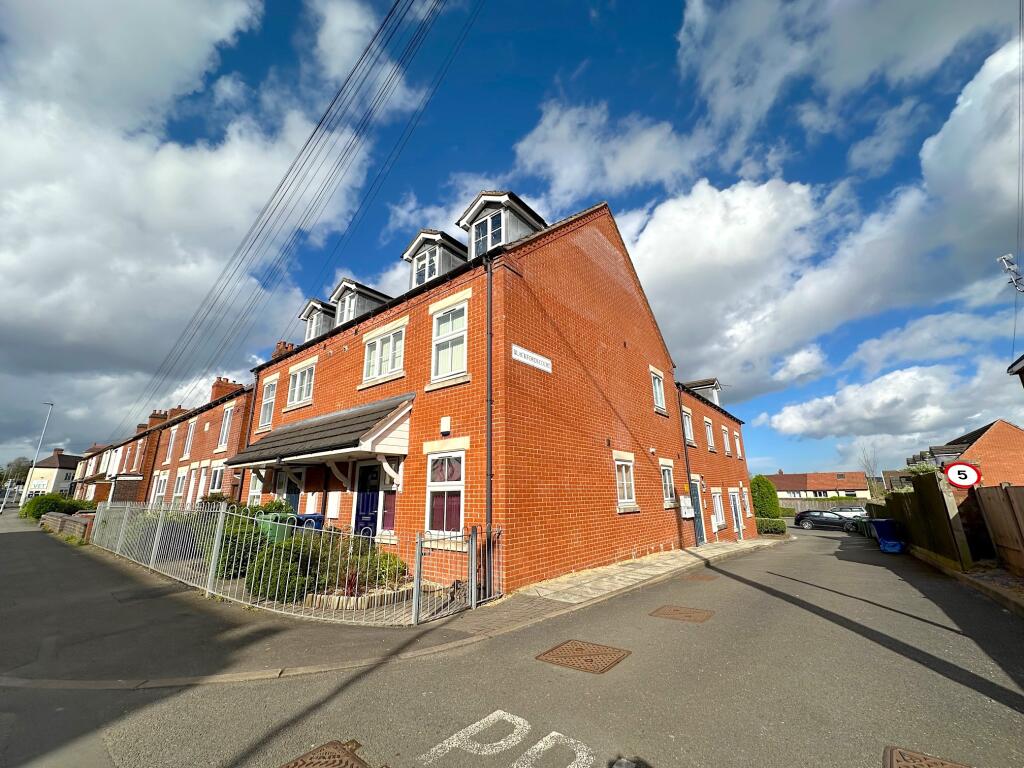 2 bedroom flat for sale in Blackfords Court, Chadsmoor, Cannock, WS11