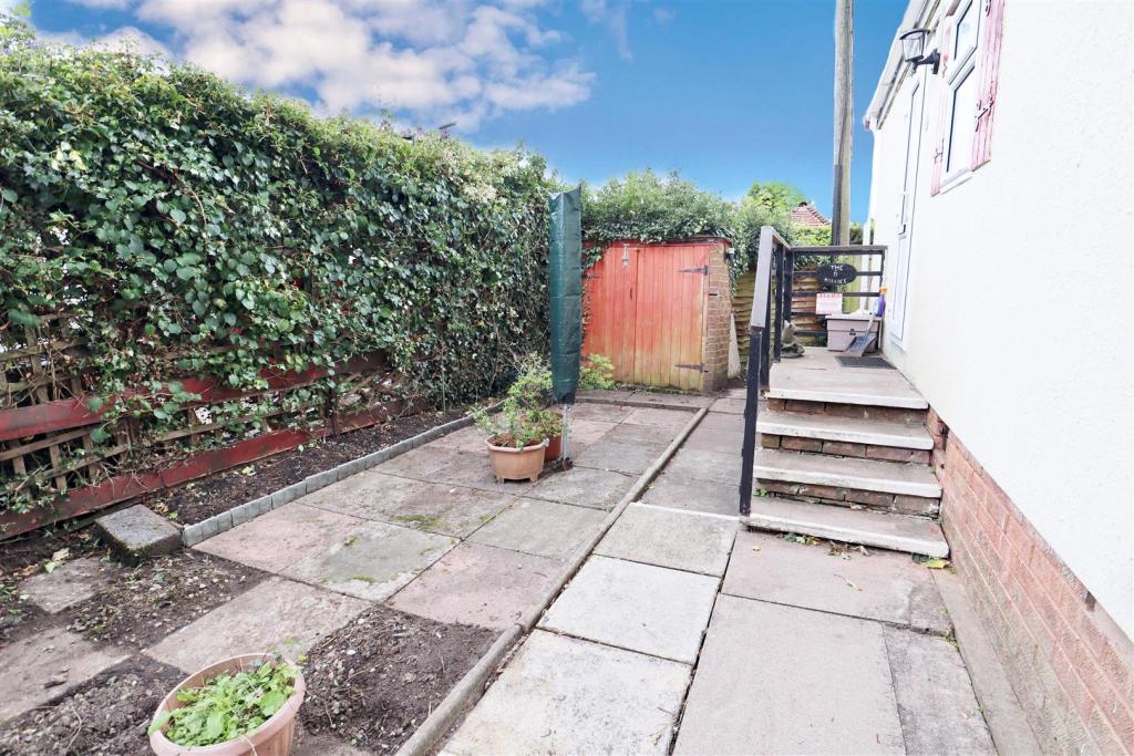 1 bedroom park home for sale in Ball Lane, Coven Heath, Wolverhampton, WV10