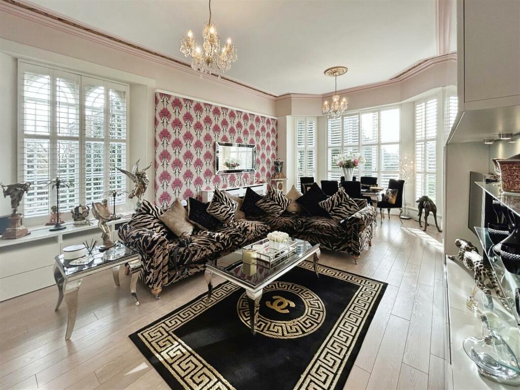 Additional property image - Wilhelmina Close, Leamington Spa