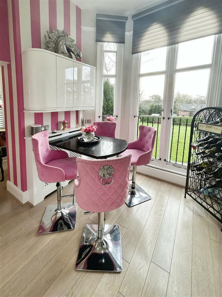 Additional property image - Wilhelmina Close, Leamington Spa