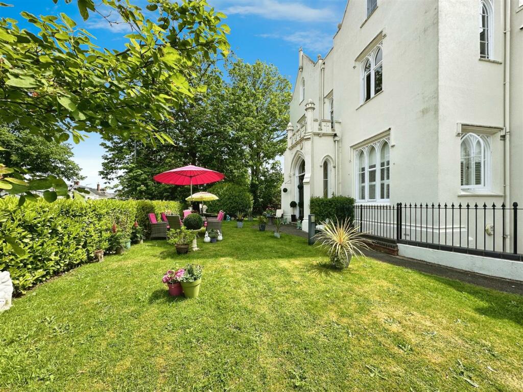 Additional property image - Wilhelmina Close, Leamington Spa