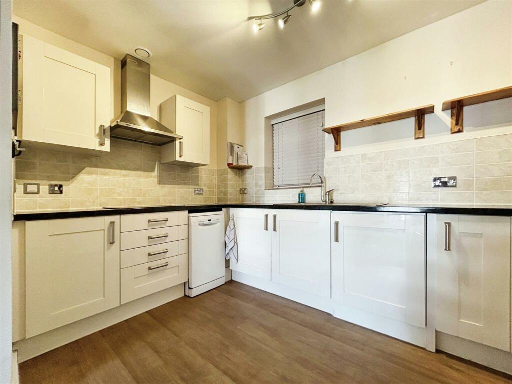 Additional property image - Queensway Court, Queensway, Leamington Spa
