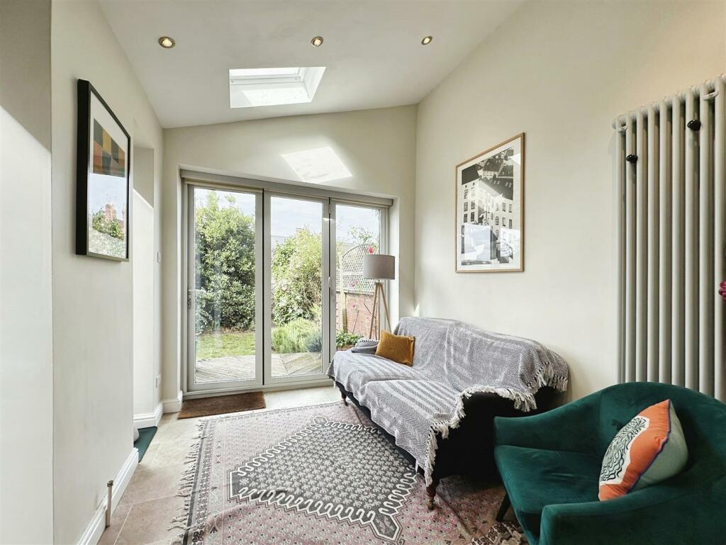 Additional property image - Brownlow Street, Leamington Spa