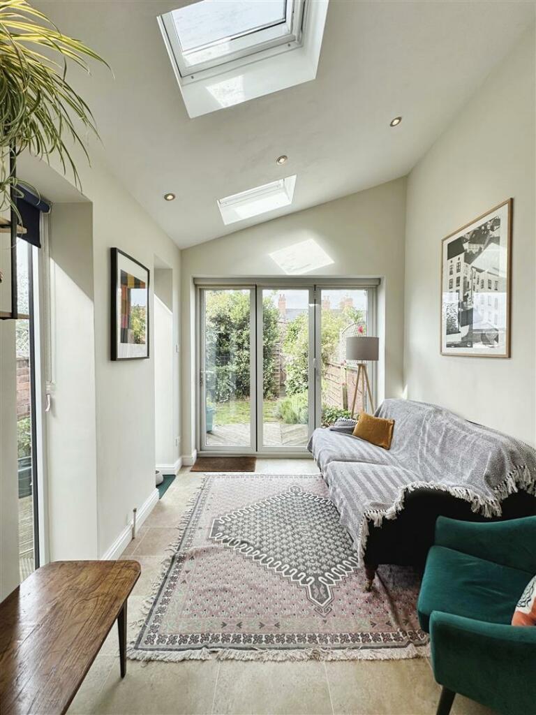 Additional property image - Brownlow Street, Leamington Spa