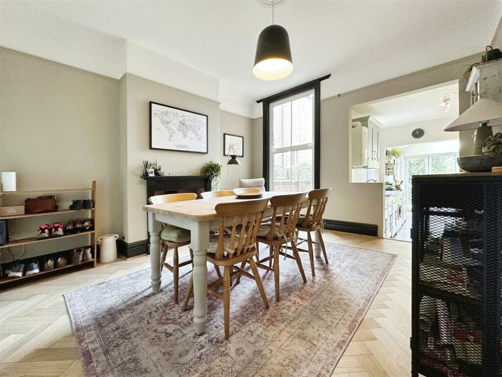 Additional property image - Brownlow Street, Leamington Spa