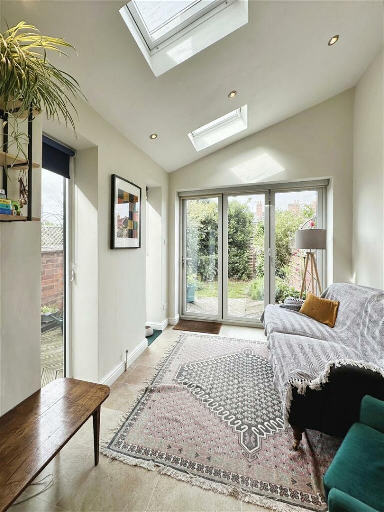 Additional property image - Brownlow Street, Leamington Spa