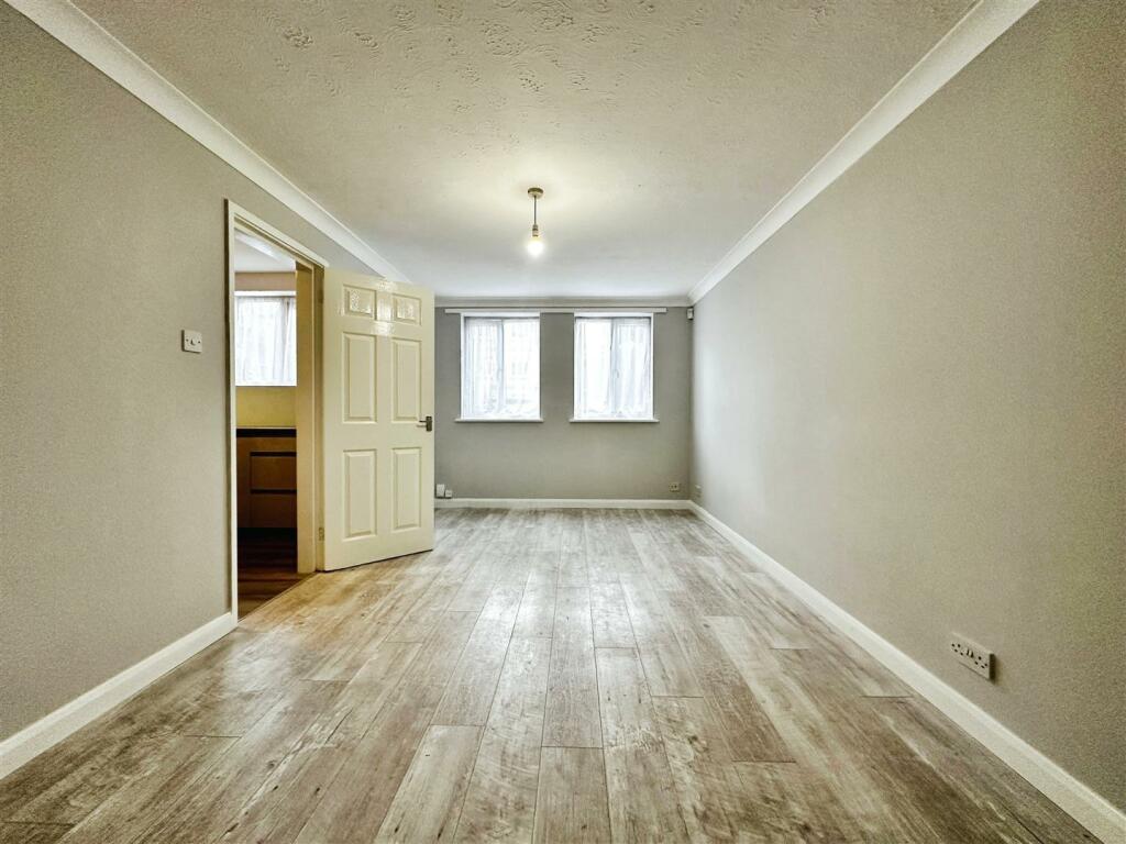 Additional property image - Charlotte Street, Leamington Spa