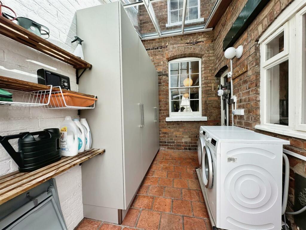 Additional property image - Leam Terrace, Leamington Spa